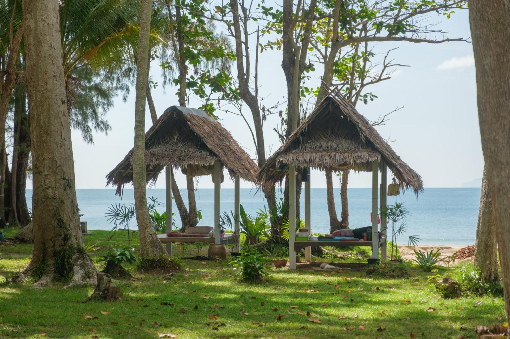 Joy Bungalow Resort And Restaurant Koh Jum Exteriör bild