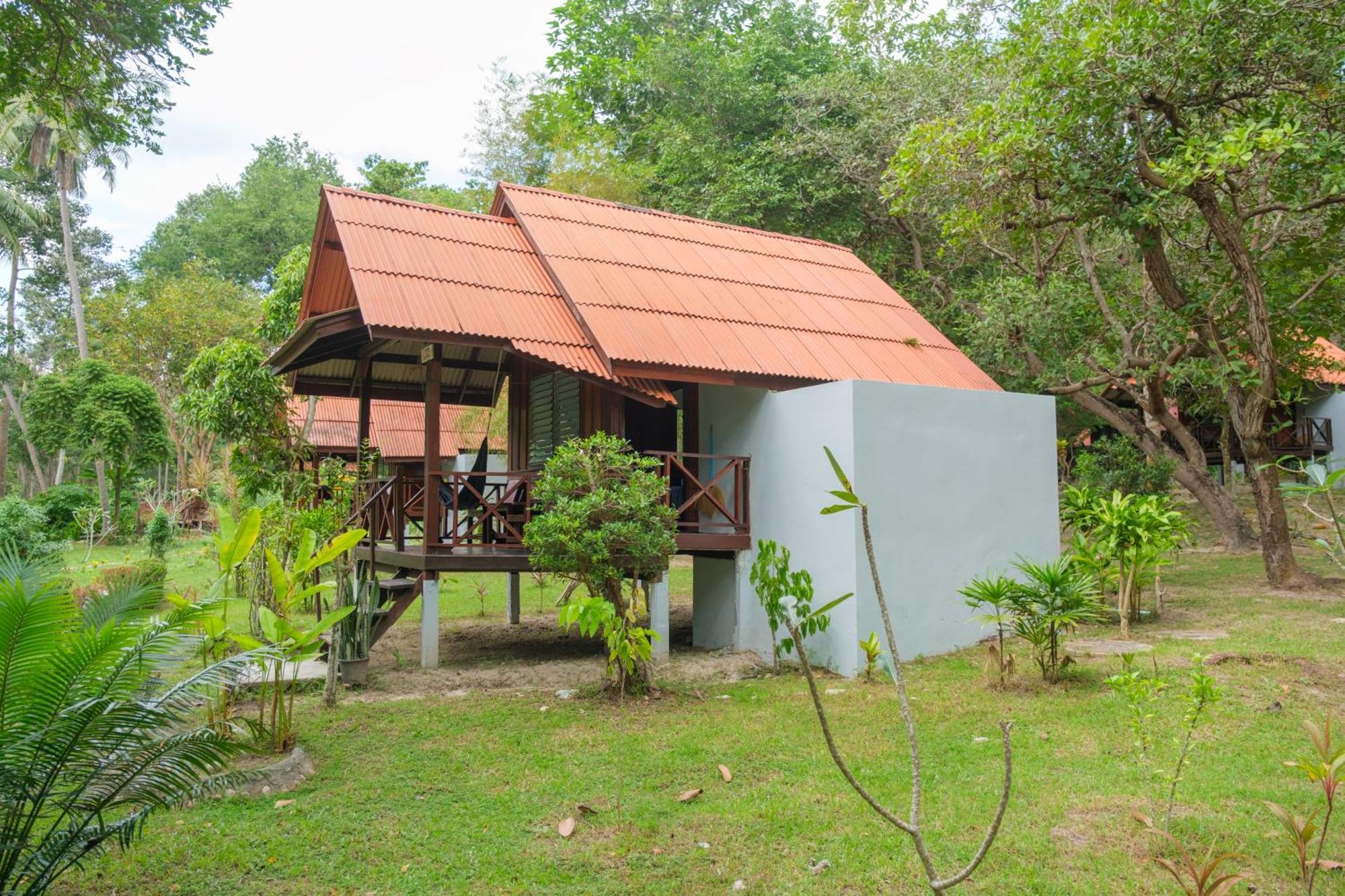 Joy Bungalow Resort And Restaurant Koh Jum Exteriör bild