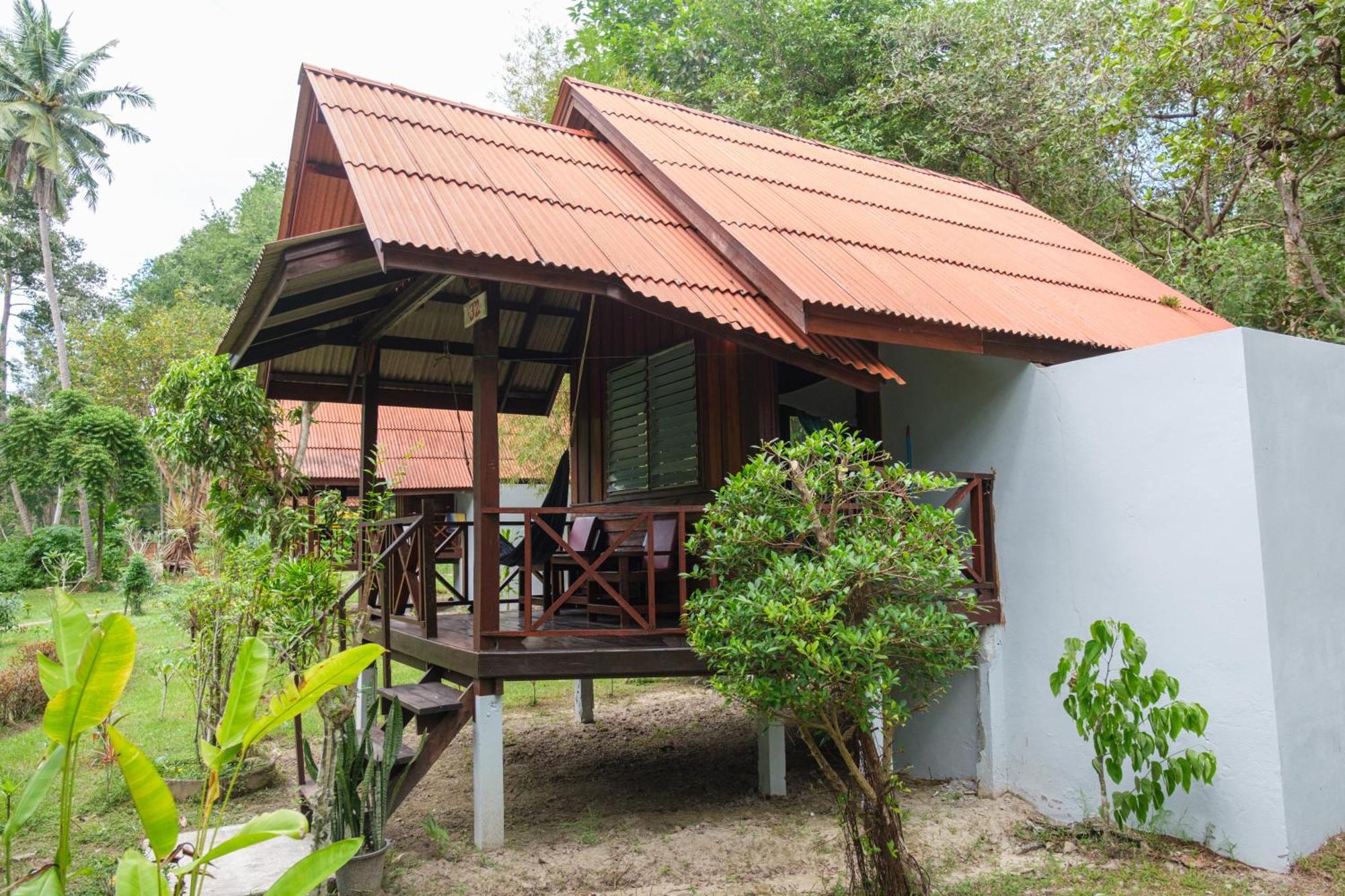 Joy Bungalow Resort And Restaurant Koh Jum Exteriör bild